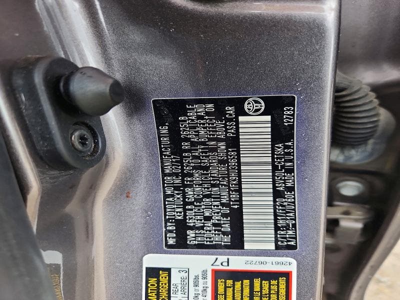 2017 TOYOTA CAMRY SE 12
