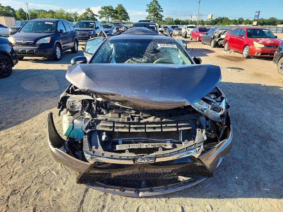 2017 TOYOTA CAMRY SE 5