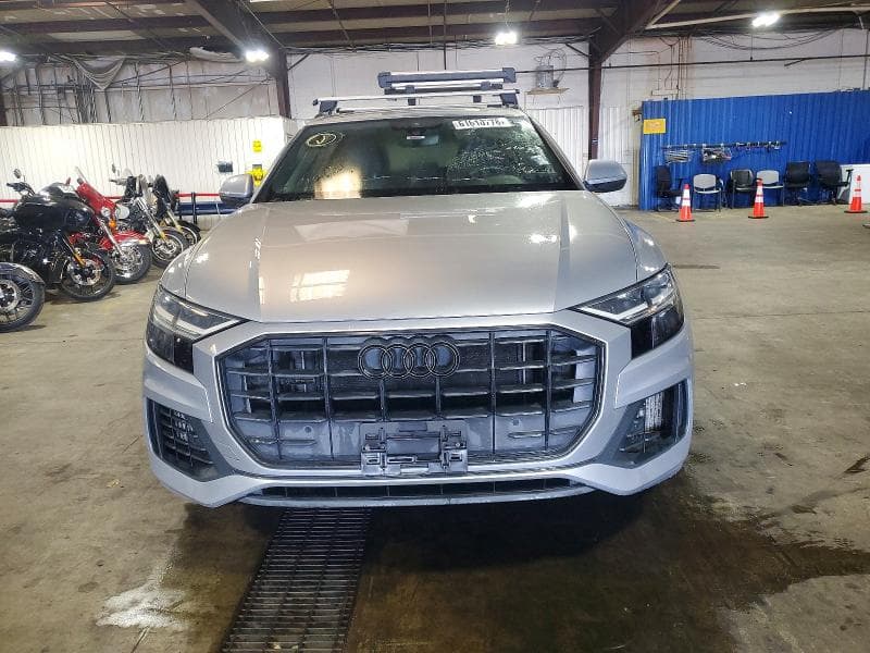 2019 AUDI Q8 PREMIUM 5