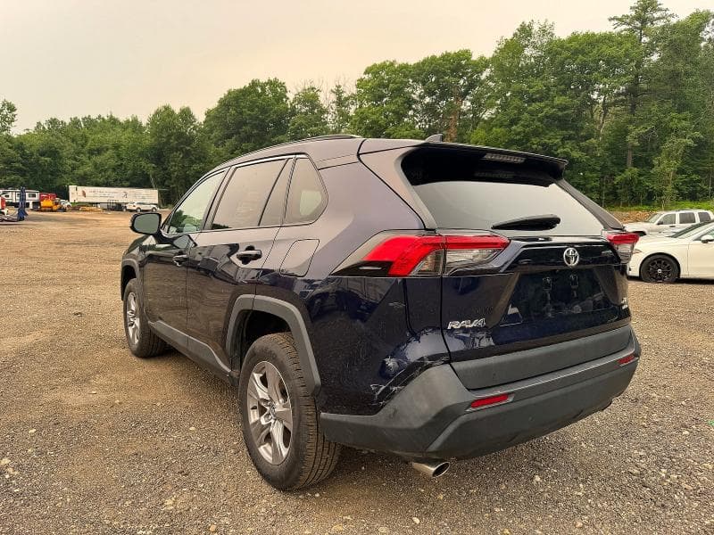 2023 TOYOTA RAV4 XLE XLE 3