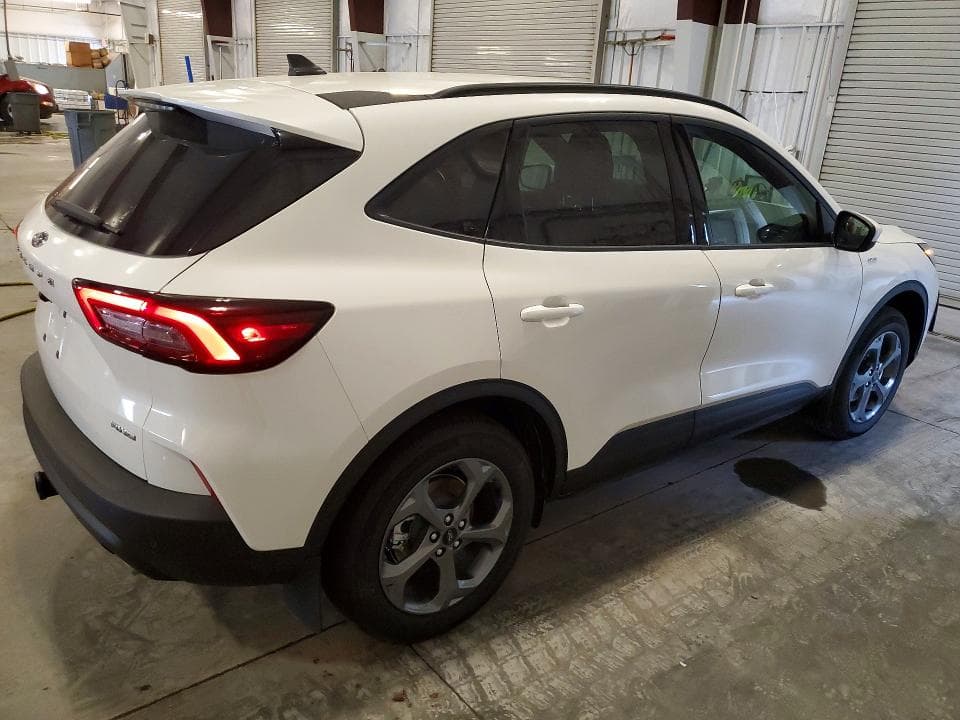 2026 FORD ESCAPE ST LINE SELECT 3