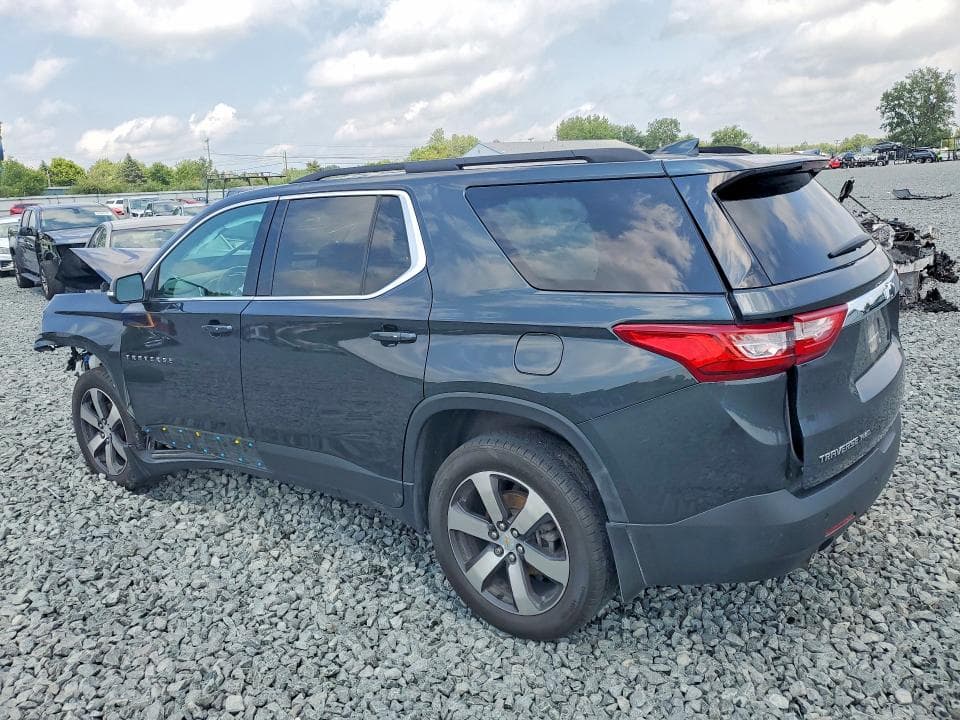 2021 CHEVROLET TRAVERSE LT 2