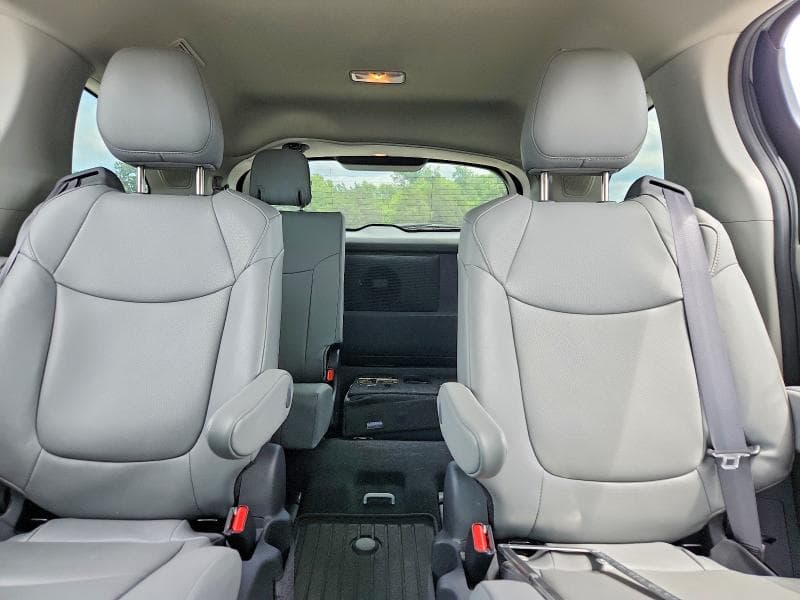 2024 TOYOTA SIENNA XLE 7-PASSENGER 10