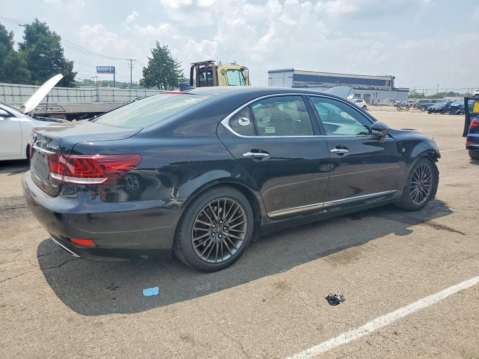2017 LEXUS LS 460 3