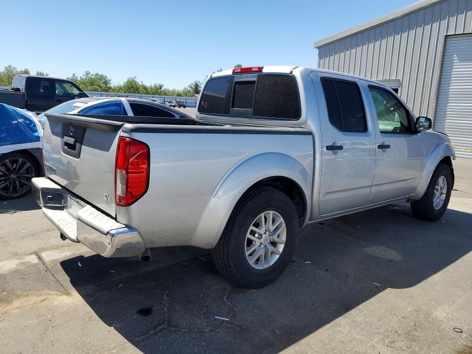 2017 NISSAN FRONTIER SV 3