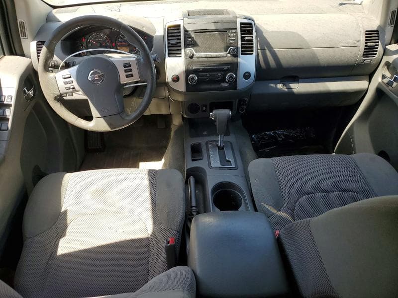 2017 NISSAN FRONTIER SV 8