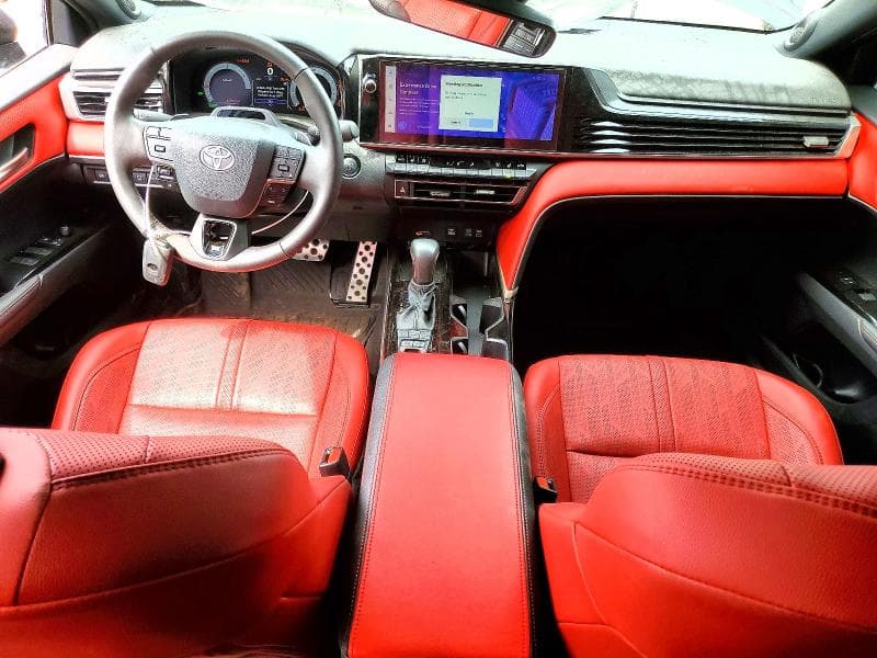 2025 TOYOTA CAMRY XSE 8