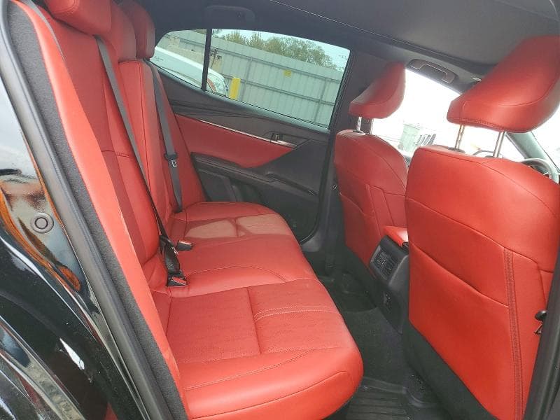 2025 TOYOTA CAMRY XSE 10