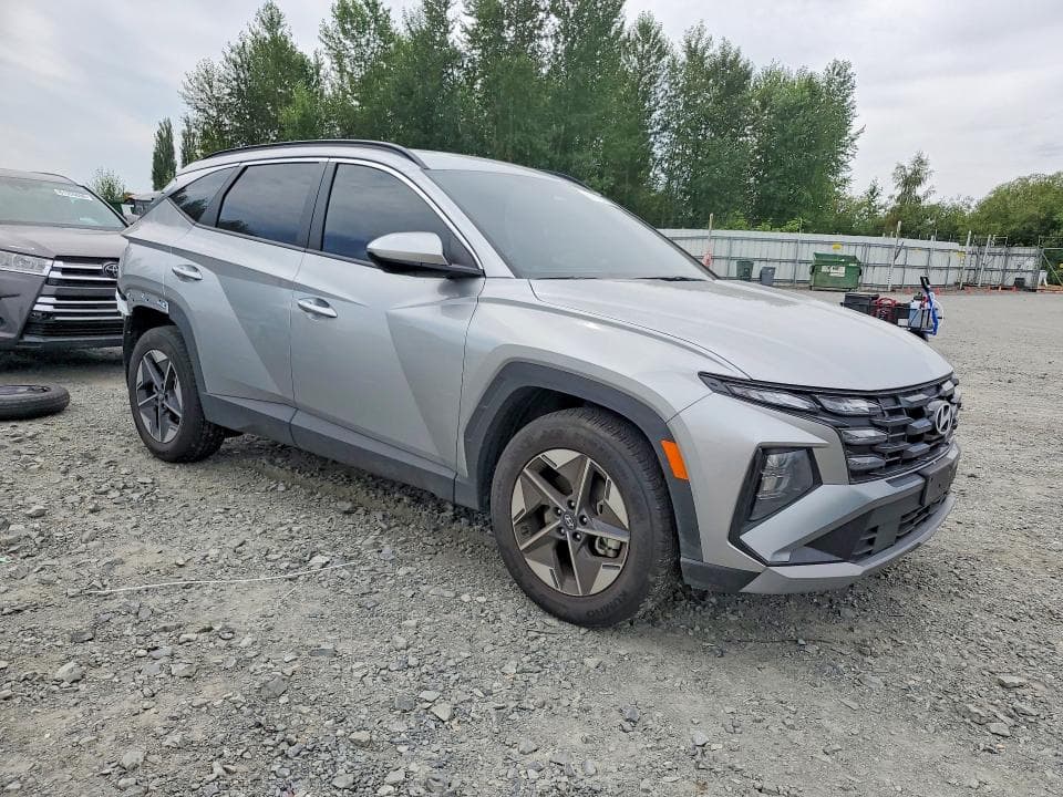 2025 HYUNDAI TUCSON SEL 4