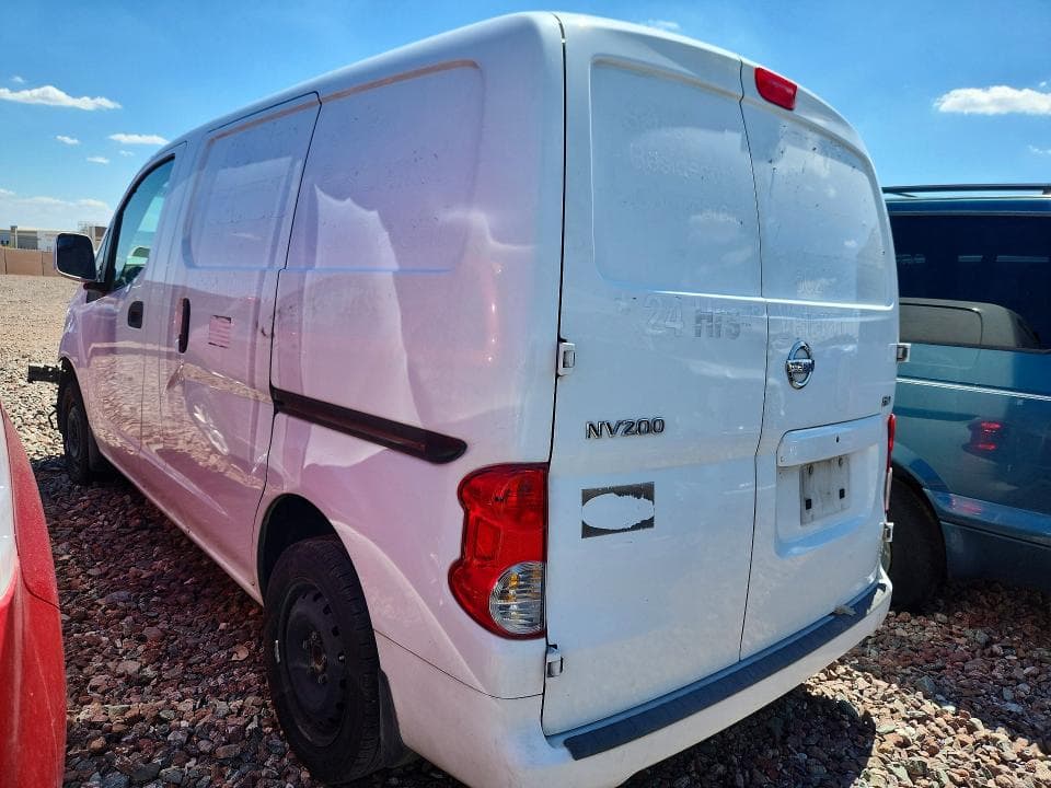 2017 NISSAN NV200 SV 2
