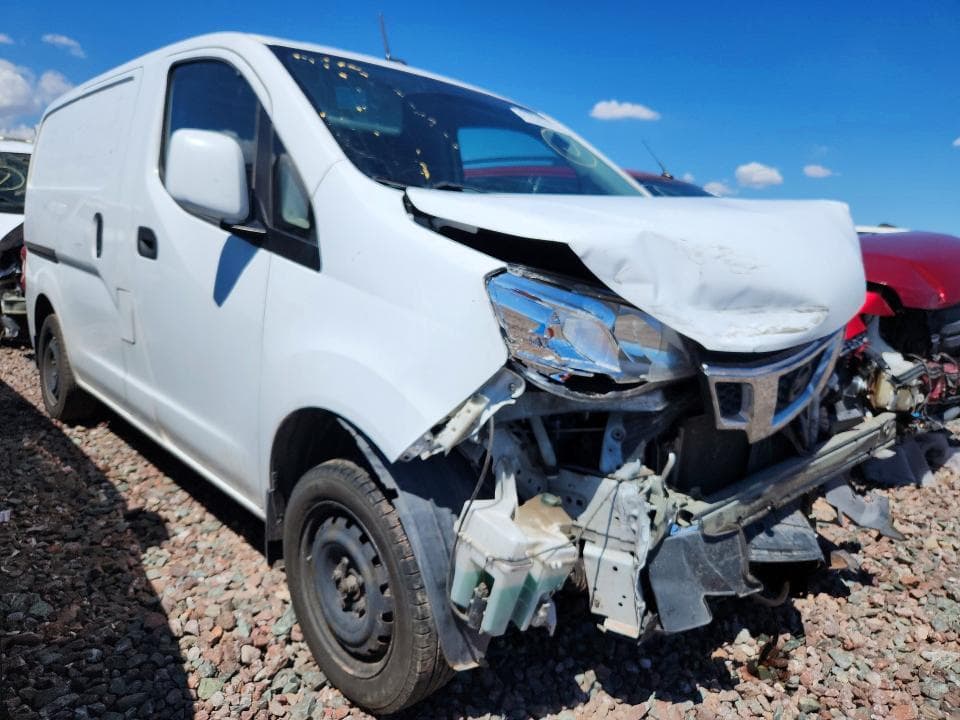 2017 NISSAN NV200 SV 4