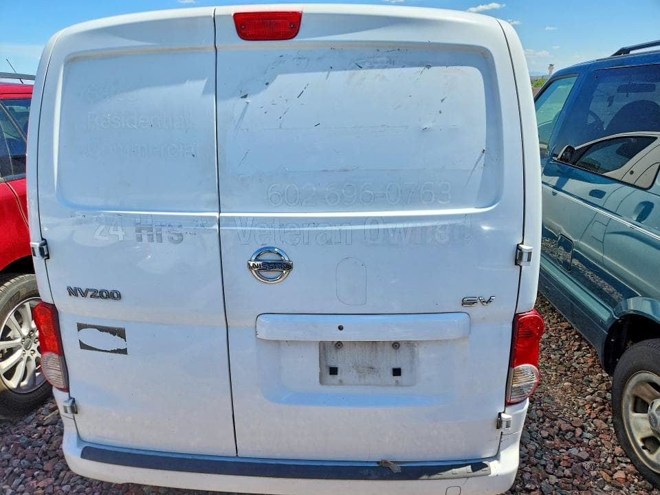 2017 NISSAN NV200 SV 6