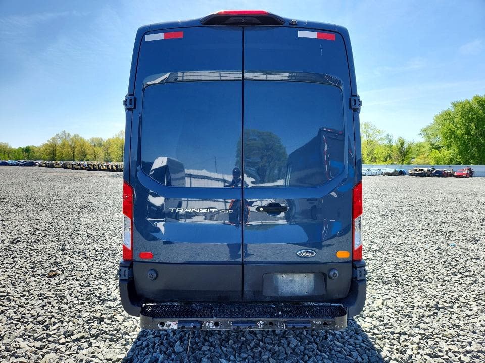 2020 FORD TRANSIT T-250 6