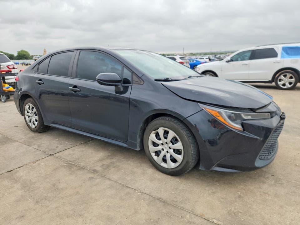 2022 TOYOTA COROLLA LE 4