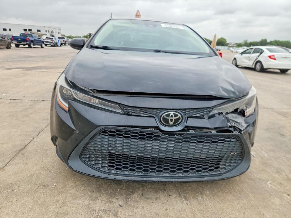 2022 TOYOTA COROLLA LE 5