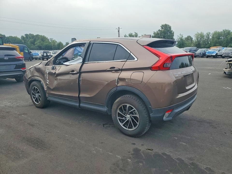 2020 MITSUBISHI ECLIPSE CROSS ES 2