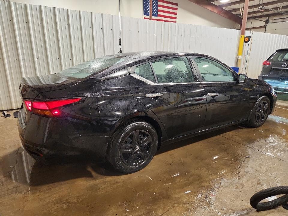 2024 NISSAN ALTIMA S 3