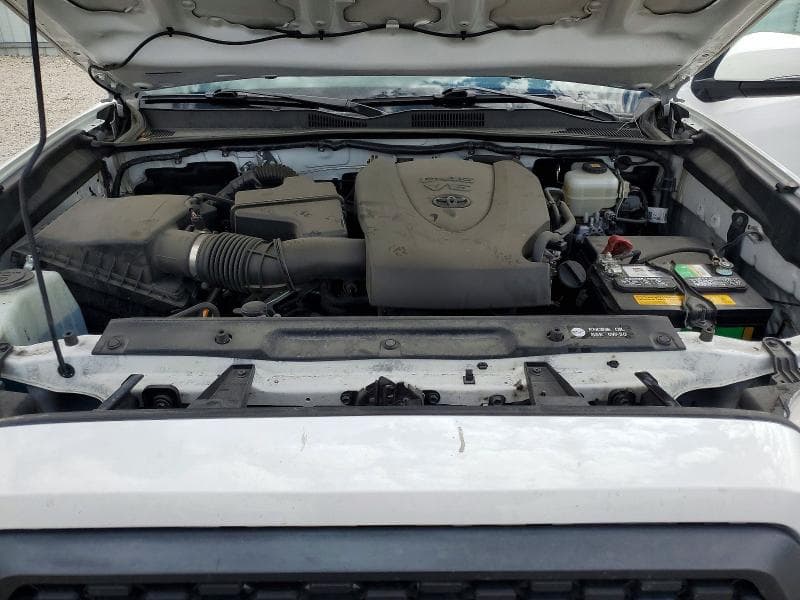 2018 TOYOTA TACOMA TRD OFF-ROAD 11