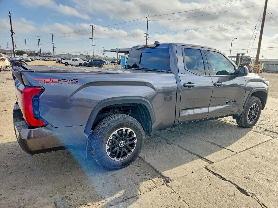 2023 TOYOTA TUNDRA SR5 SR5 3