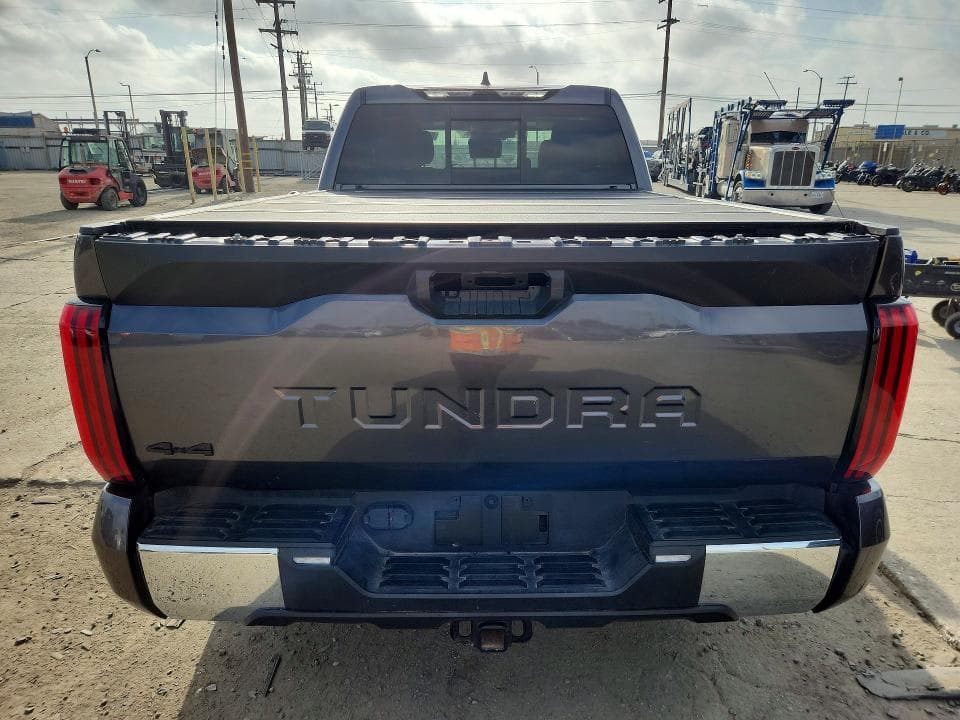 2023 TOYOTA TUNDRA SR5 SR5 6