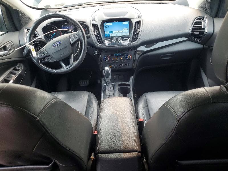 2019 FORD ESCAPE TITANIUM 8