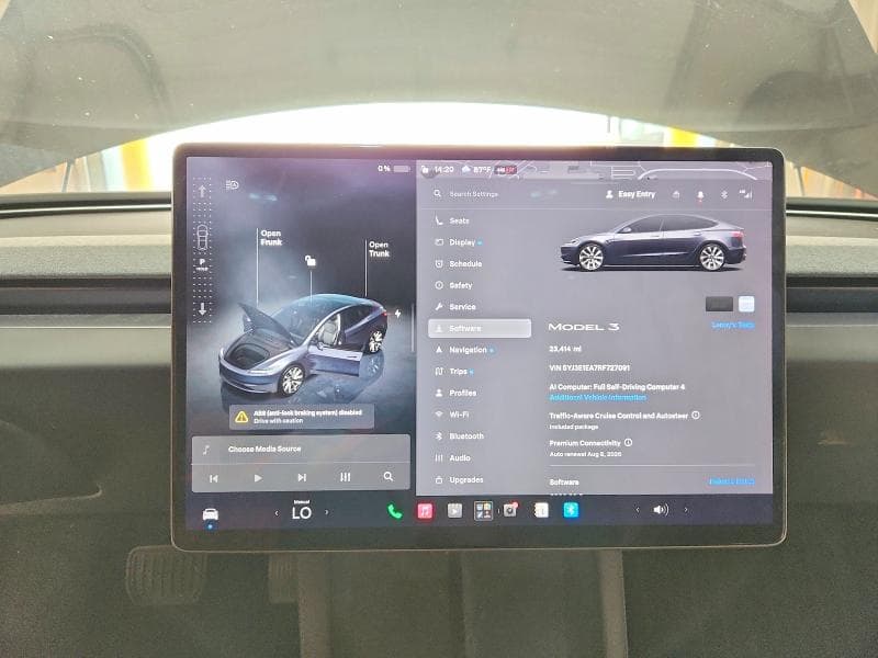 2024 TESLA MODEL 3 9