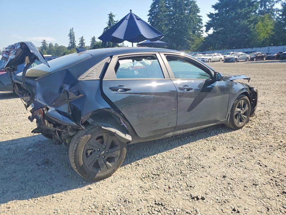 2023 HYUNDAI ELANTRA SEL 3