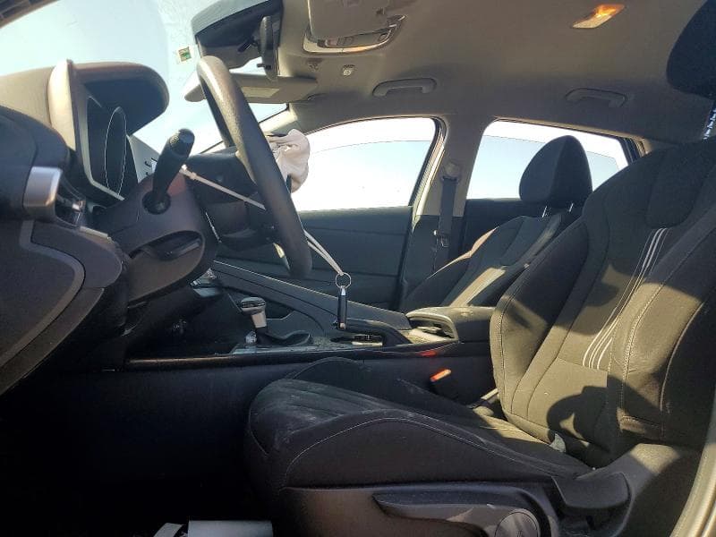 2023 HYUNDAI ELANTRA SEL 7