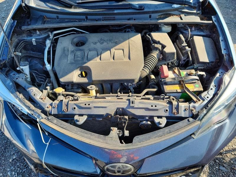 2017 TOYOTA COROLLA SE SE 11