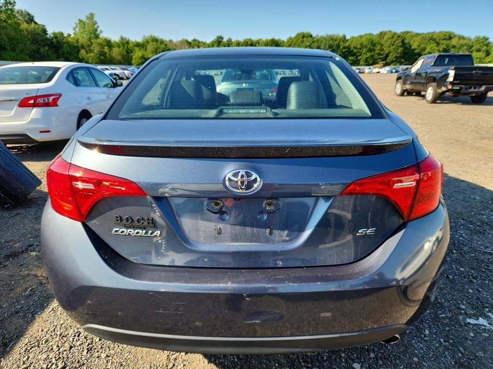 2017 TOYOTA COROLLA SE SE 6