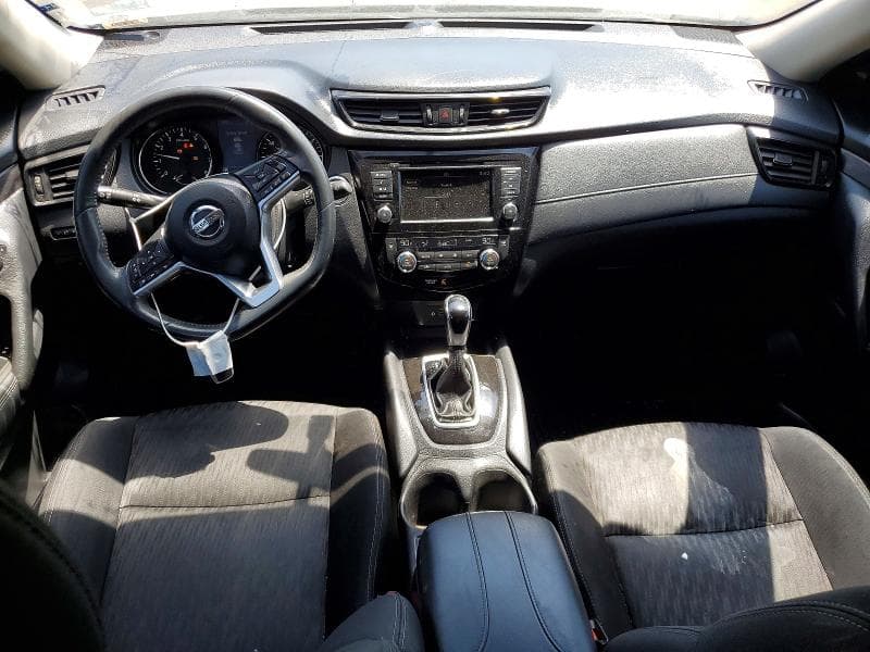 2018 NISSAN ROGUE SV 8