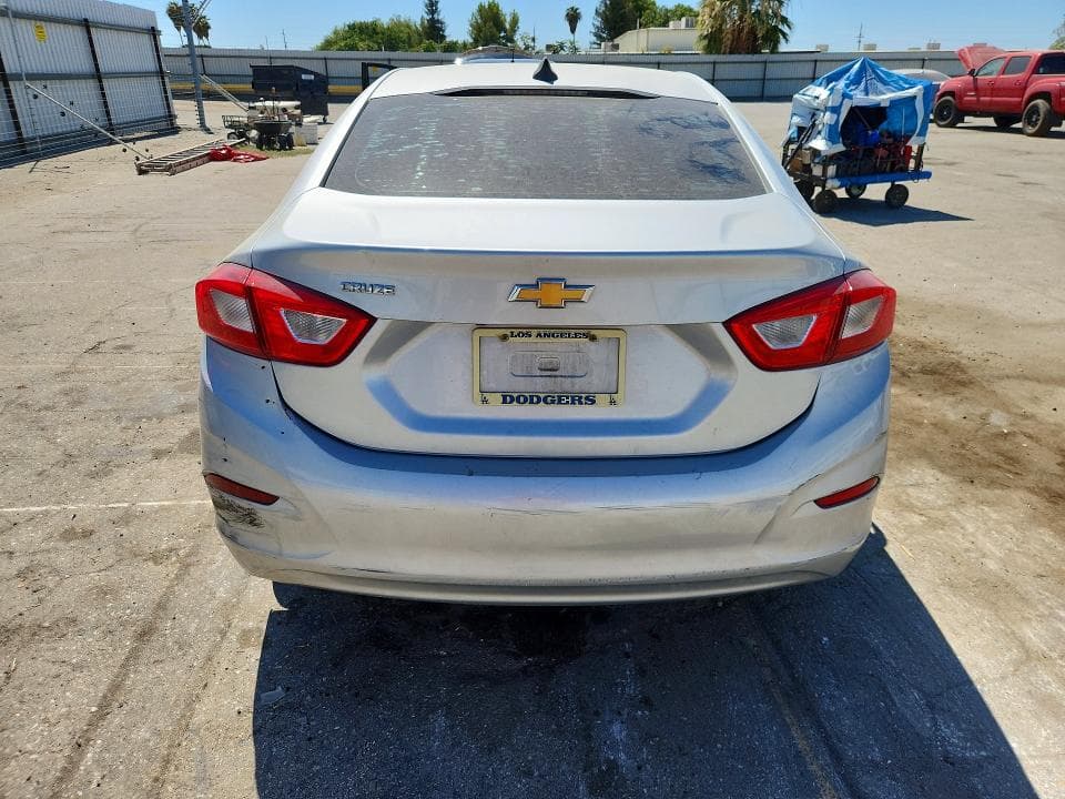 2018 CHEVROLET CRUZE LS 6