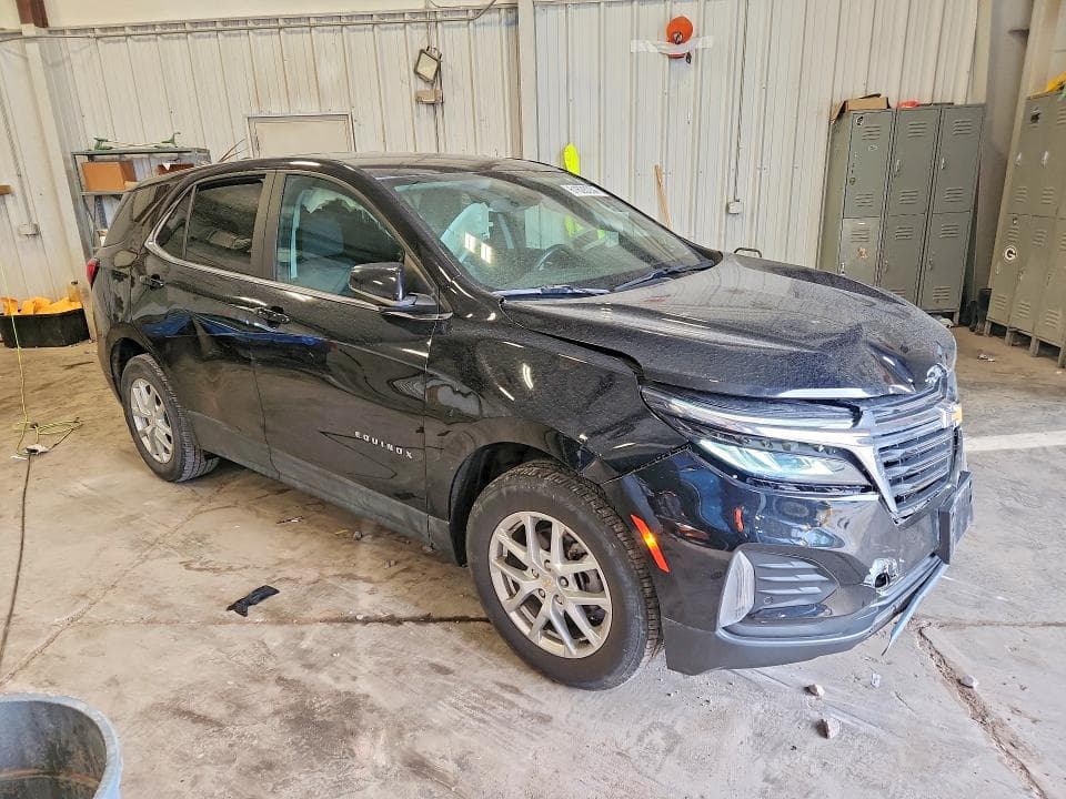 2022 CHEVROLET EQUINOX LT 4