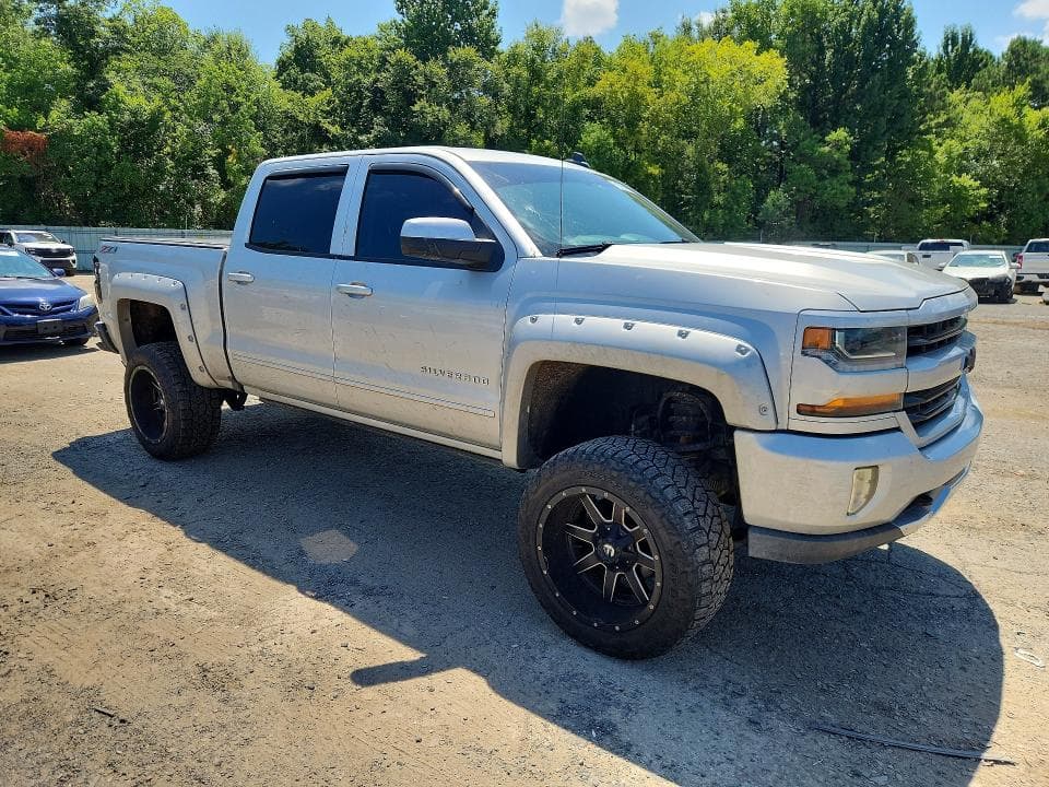 2017 CHEVROLET SILVERADO K1500 LT 4
