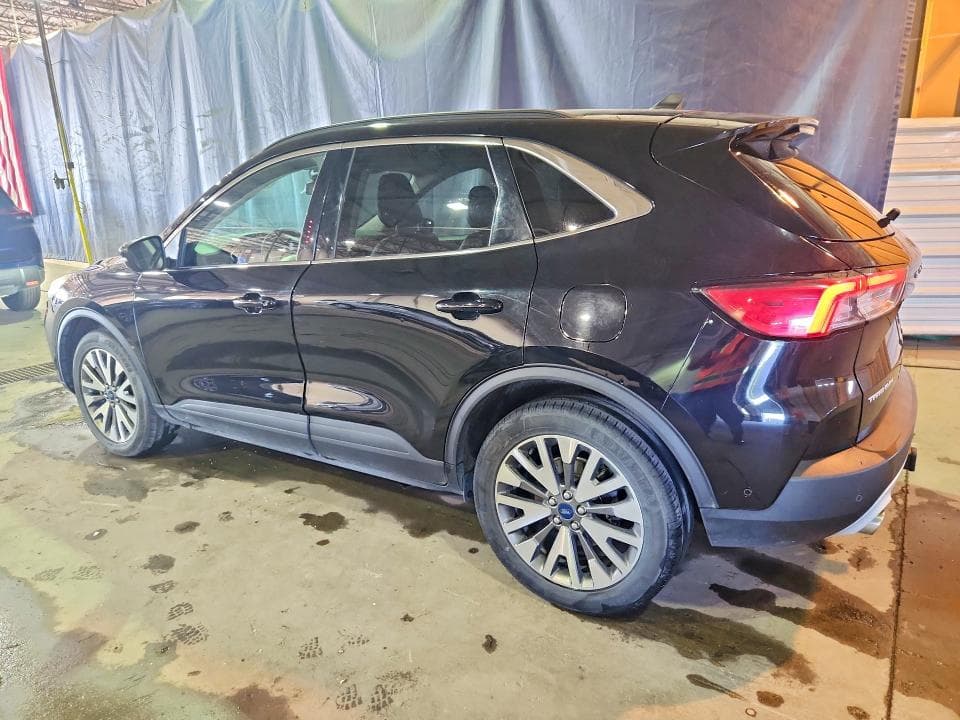 2020 FORD ESCAPE TITANIUM 2