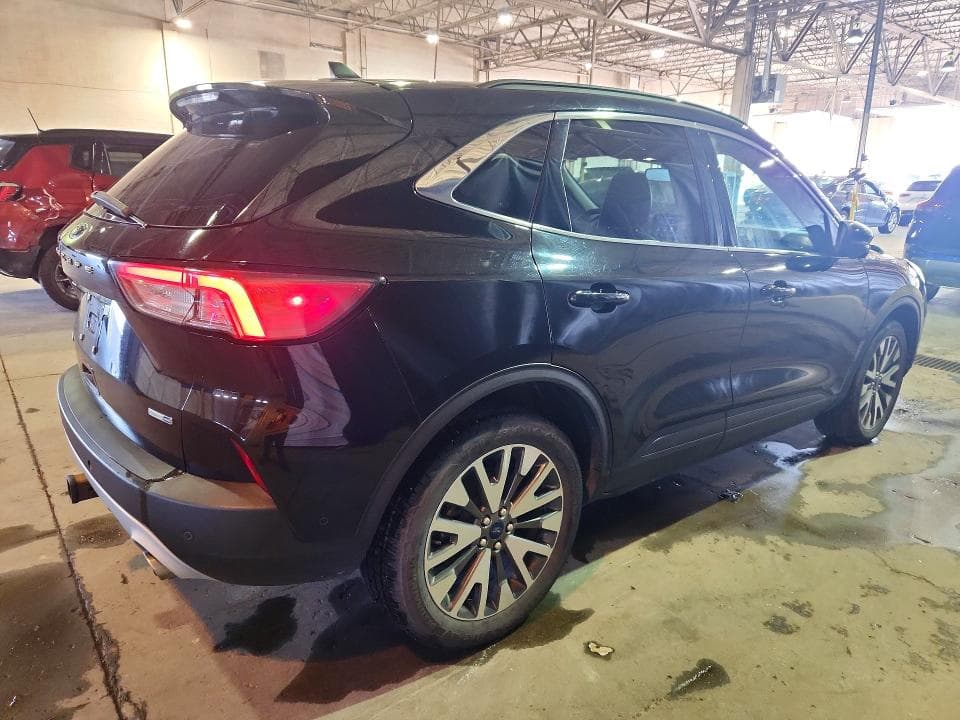 2020 FORD ESCAPE TITANIUM 3