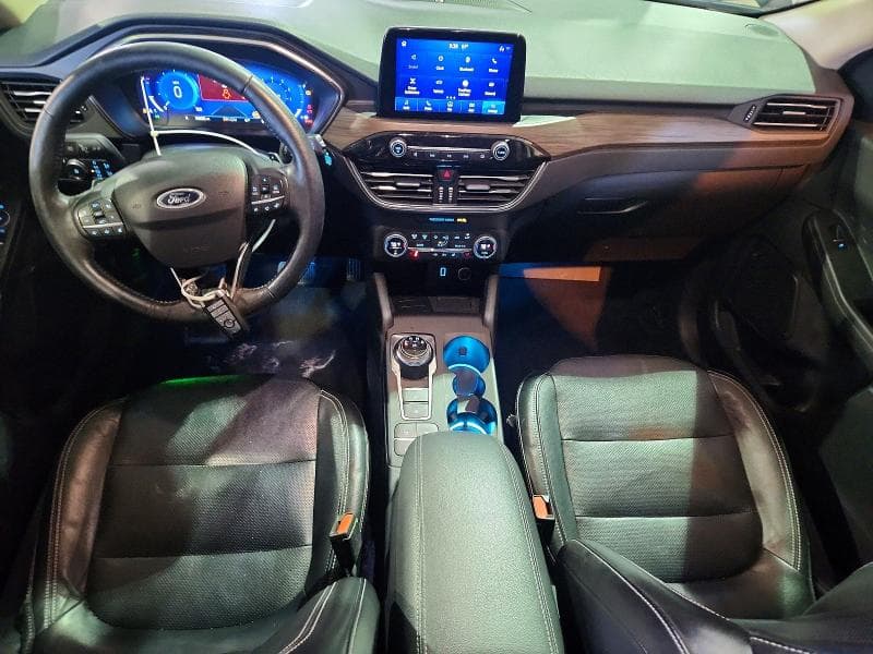 2020 FORD ESCAPE TITANIUM 8