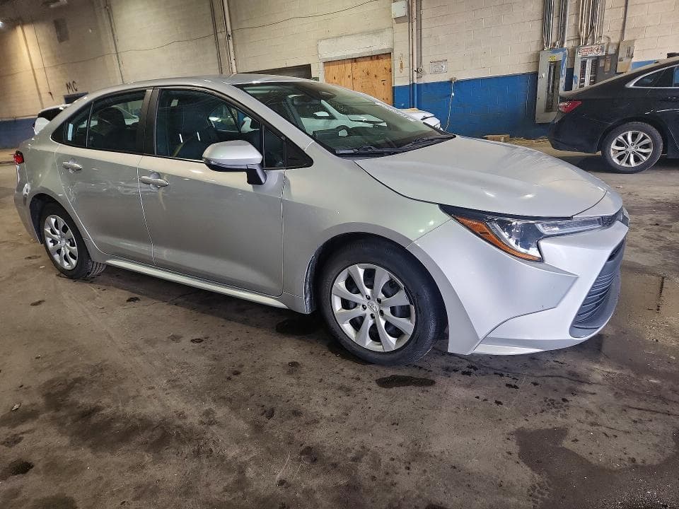 2023 TOYOTA COROLLA LE 4