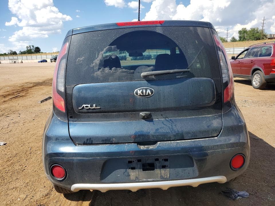 2018 KIA SOUL + 6