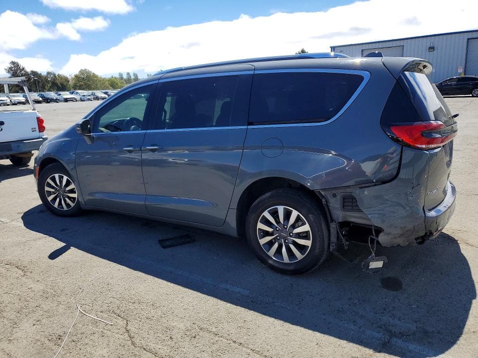 2021 CHRYSLER PACIFICA HYBRID TOURING L 2
