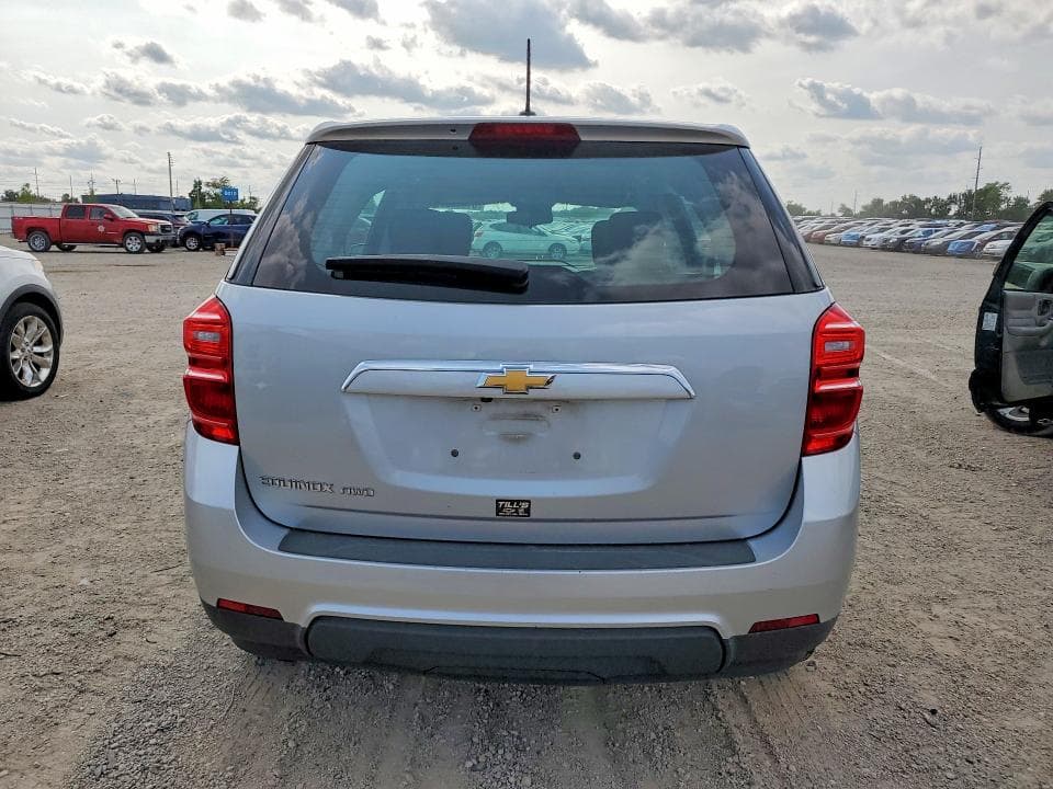 2017 CHEVROLET EQUINOX LS 6