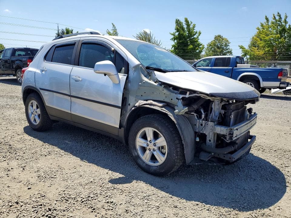 2017 CHEVROLET TRAX 1LT 4