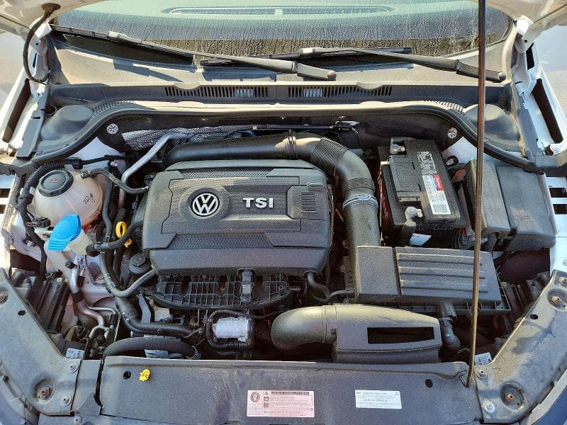 2018 VOLKSWAGEN JETTA SPORT 11