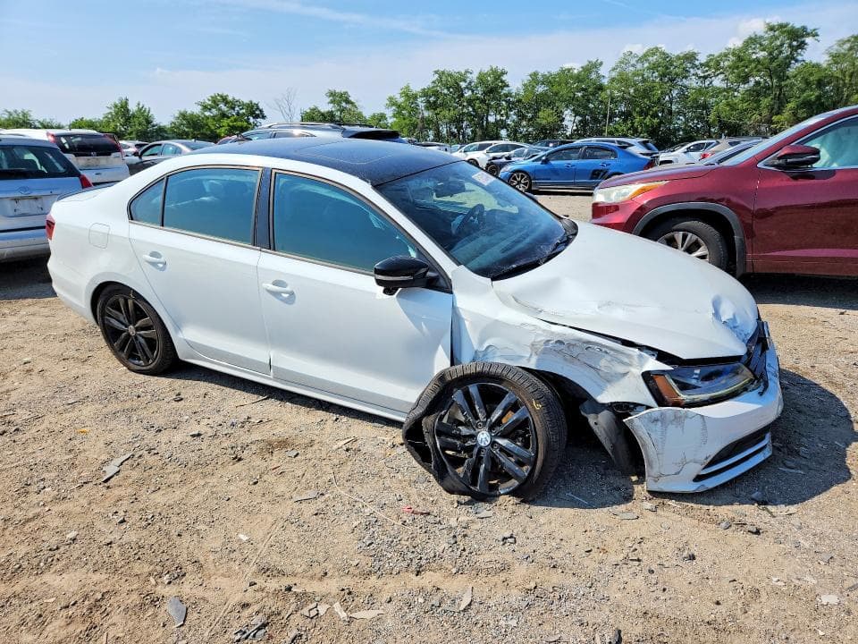2018 VOLKSWAGEN JETTA SPORT 4