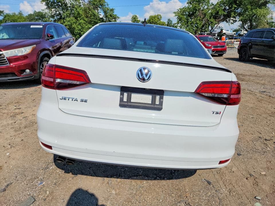 2018 VOLKSWAGEN JETTA SPORT 6