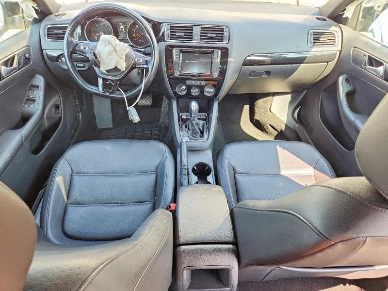 2018 VOLKSWAGEN JETTA SPORT 8