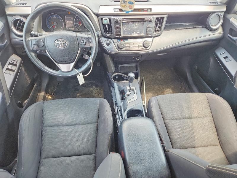 2018 TOYOTA RAV4 XLE 8
