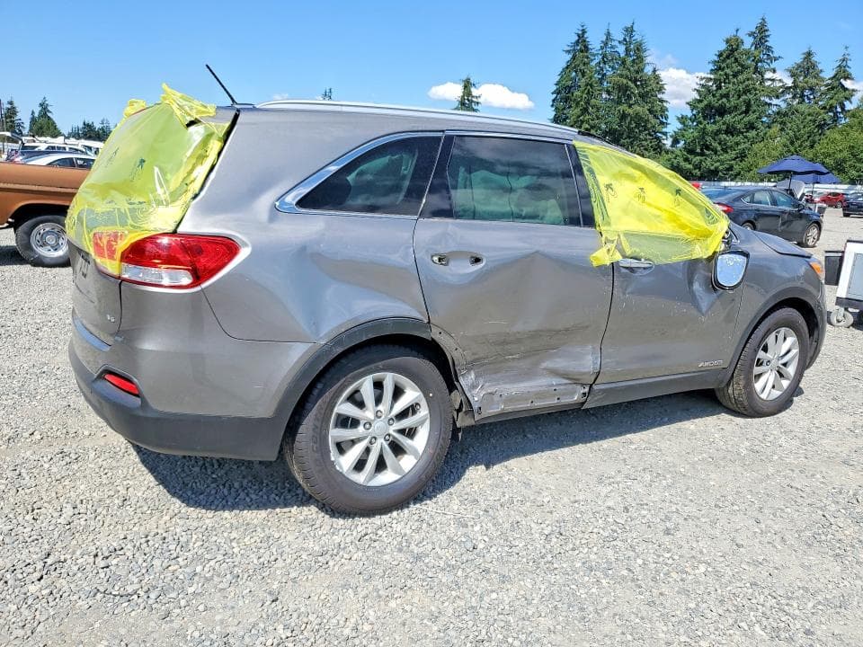2017 KIA SORENTO LX V6 3