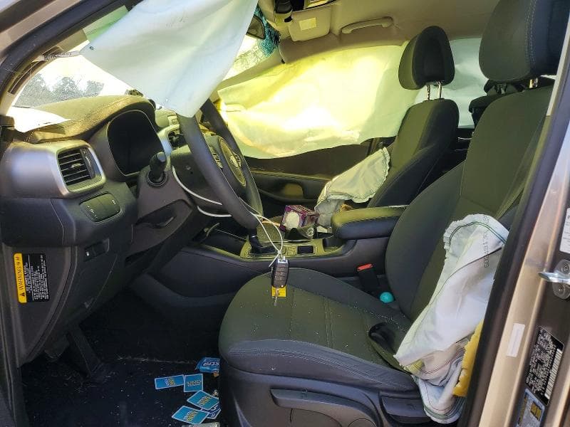 2017 KIA SORENTO LX V6 7