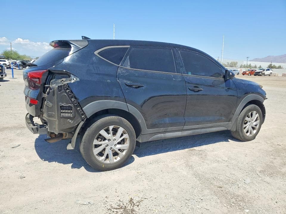 2020 HYUNDAI TUCSON SE 3